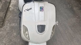 Xe tay ga Nio 50cc Trắng