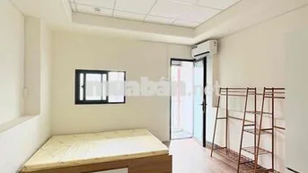 Phòng mới 1 phòng ngủ, tách bếp có ban công thoáng mát