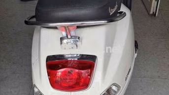 Piaggio Vespa 2012 Trắng