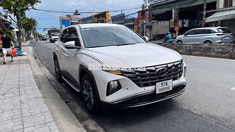 Hyundai Tucson 2022 số tự động máy dầu