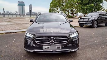 Mercedes-Benz E180 2023 10000 km Đen