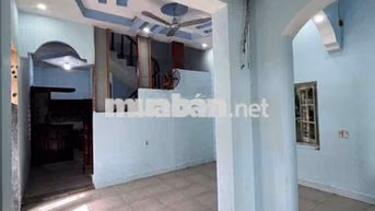 cho thuê nhà trệt lầu đường nhựa xe hơi giá 5,5tr/ tháng