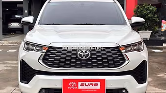 Bán Innova Cross 2.0V Trắng - Giá còn thương lượng