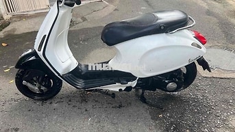 Piaggio Vespa Sprint Trắng
