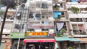CHO THUÊ NHÀ  CỐNG QUỲNH QUẬN 1, NGANG 8M DTSD ~380M2, TRỆT 4 LẦU