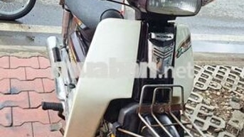 Honda Dream Super HH Nâu, Trắng Zin êm