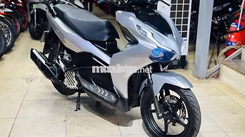 XE MÁY THỊNH PHÁT- AIR BLADE 125 ĐEN BẠC ĐỘ SẴN 