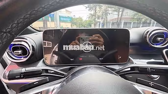 Mercedes-Benz C200 rất mới