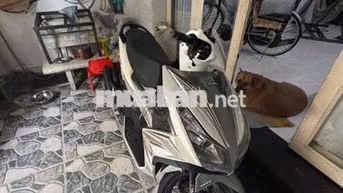 Honda Air Blade 124 cm3 Trắng - Xám Việt Nam