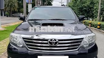 Toyota Fortuner 2.5G MT 2014 Số sàn Đen 1 Chủ