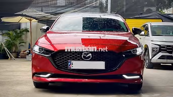 Mazda 3 Luxury 2021 Đỏ pha lê 26.000 km