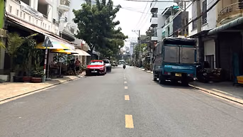 Nhà MT Lê Quốc Trinh 3.4x18m đúc 4 tầng đường 13m khu dân trí cao