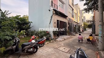 BÁN ĐẤT TRỐNG ĐƯỜNG SỐ 9 — SÁT VÁCH VẠN PHÚC CITY