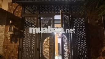 chính chủ nhà mới xây dựng cho thuê lâu dài hẽm ô tô