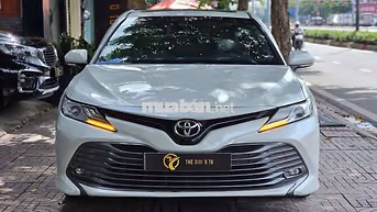 Toyota Camry 2.5Q 2020 Trắng/Kem 51.000 km