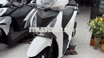 Honda SH 125i Trắng đen Khoá smartkey