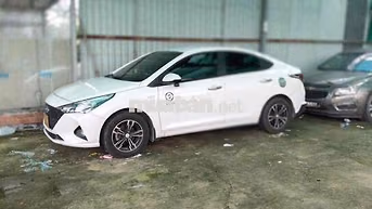 Hyundai Accent 2022 1.4 MT Base Trắng Số sàn