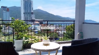 Căn hộ bình dân, ban công rộng, thoáng, sát biển Mân Thái