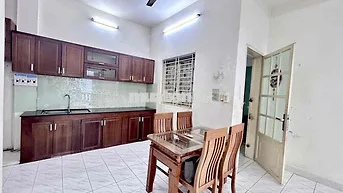 Bán căn hộ 80m2, p7q8 shr, sd lâu dài, lầu 1