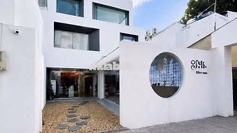 Ngang 9x 33m-  DTSD 500m2 - Villa Sân Vườn Đường Nguyễn Thông, Q3