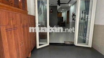 Cho thuê nhà nguyên căn  ngay Emart Phan Huy Ích