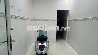 Cho Thuê nguyên căn 1 trệt 1 lầu Huỳnh tấn phát hẽm xe hơi
