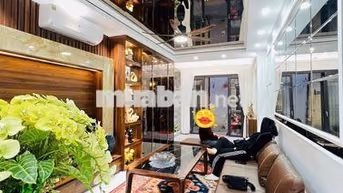 Cho thuê nhà riêng Ngọc Khánh, 55m 6 tầng thang máy mới đẹp chỉ 20tr