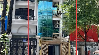 CHO THUÊ NHÀ MT VÕ VĂN TẦN, Q3 – 210m² – 1 TRỆT 2 LẦU – LỐI ĐI RIÊNG