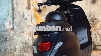 Piaggio Vespa biển 43 Đen tứ quý 1111