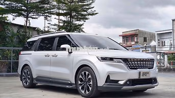 Kia Carnival Luxury 2022