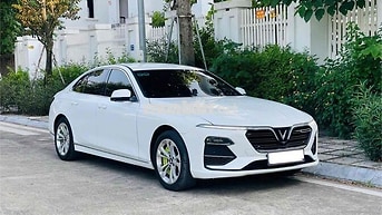 VinFast Lux A2.0 Plus 2022 Trắng 32000 km