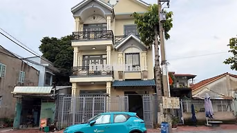 Cho thuê nhà mặt tiền gần chợ Dĩ An 1