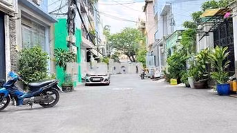 BÁN NHÀ HẼM 10M CMT8 QUẬN 3 DT 3.5 x 9 30m2 6 TẦNG GIÁ 10 TỶ TL