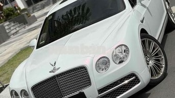 Bentley Continental Flying Spur Trắng Tự động