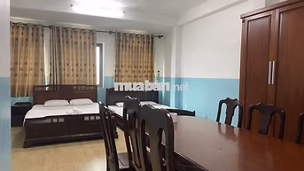 Cho thuê khách sạn 26 phòng mặt tiền Nguyễn Thái Bình P12 Q.Tân Bình