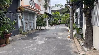 Cho Thuê nhà 80m2 hoàng Hoa Thám trệt 3 lầu giá 22tr/gần ga T3
