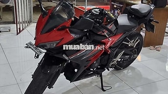Honda CBR150R Đỏ đen