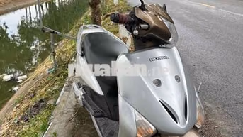 Honda SCR Fi Bạc