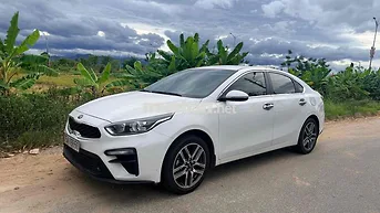 Kia Cerato Deluxe 2020 Trắng 5 vạn km