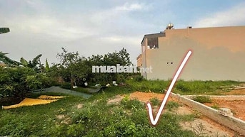 Dân cắt bán 105m  thổ cư giáp khu Công Nghệ Cao Hoà Lạc giá quá rẻ!