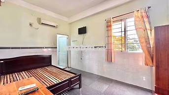 TRỐNG SẴN STUDIO CỬA SỔ TRỜI GẦN ĐẠI HỌC CÔNG THƯƠNG SẴN MÁY LẠNH AEON