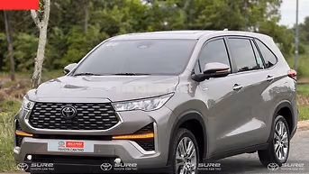 Toyota Innova Cross Hybrid 2025 siêu lướt