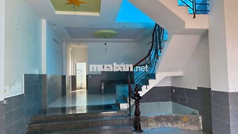 NHÀ GẦN KHU NAM LONG, DT 5*20, TRỆT 2LẦU, 3PN, SÂN XE HƠI 