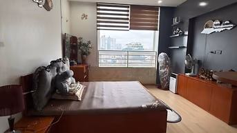 cho thuê căn hộ cao cấp 3p ngủ tầng 7 tòa nhà C18 lạc long quân 