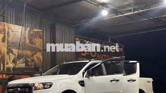 Ford Ranger 5 chỗ màu Trắng