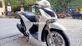 Honda SH Trắng 150cc bản 2018 chính chủ