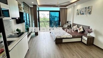 Thuê Gấp Phòng Ban Công Sáng Thoáng Trần Quốc Hoàn; Full Đồ Ở Luôn