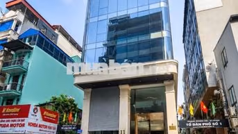 CHO THUE TOÀ NHÀ GÓC 2 MẶT TIỀN 1.300M2 TRUNG TÂM QUẬN 5