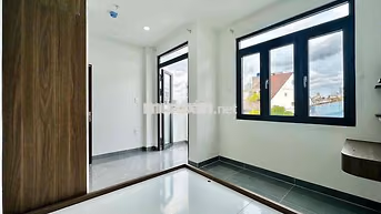 CĂN HỘ TÁCH BẾP LUXURY FULL NỘI THẤT -BAN CÔNG NGAY THỐNG NHẤT-ĐH VLU