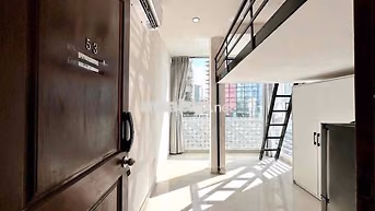 CĂN HỘ CÓ GÁC RỘNG 30M2, CỬA SỔ TRỜI LỚN NGAY ĐBP-GẦN UEF, UTH, HUTECH